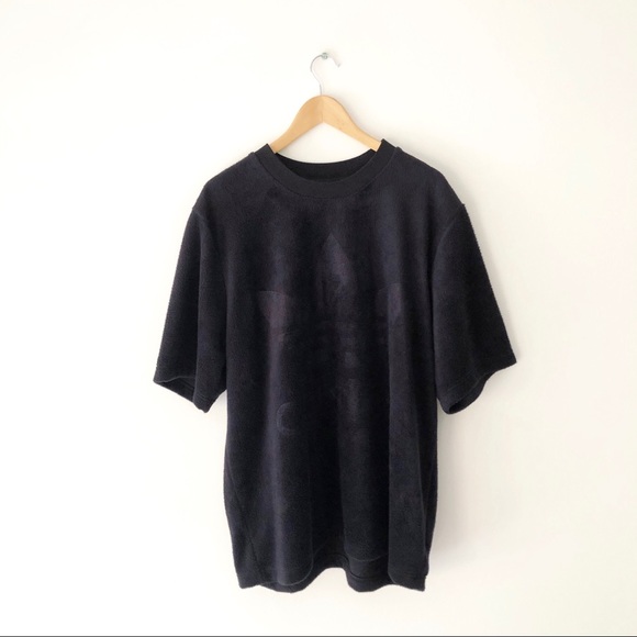 Adidas Oversized Fuzzy Black Sweater - Picture 1 of 4